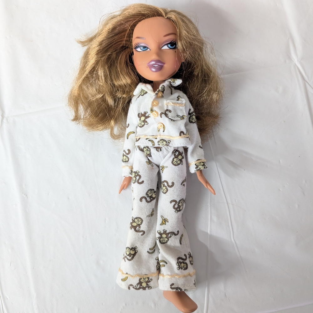 2001 Bratz Slumber Party Doll Meygan With Pajamas